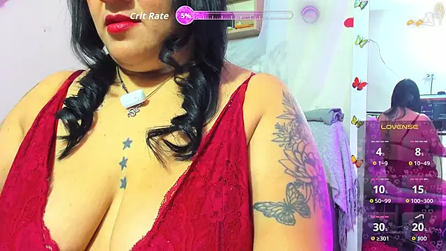 Snapshot of Clunita chatting on 05/01/26, 12:04 Clunita online show from 05/01/26, 12:04