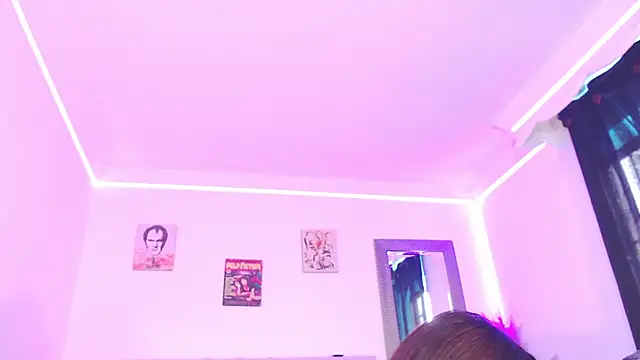 Snapshot of Anna_belly chatting on 09/29/25, 03:06 Anna belly online show from 09/29/25, 03:06