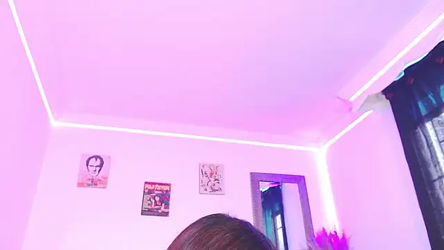 Snapshot of Anna_belly chatting on 10/08/25, 02:36 Anna belly online show from 10/08/25, 02:36