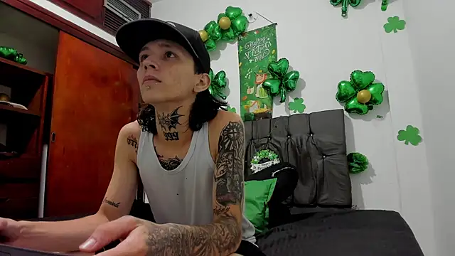 StraightBoy Nick online show from 03/31/26, 06:25