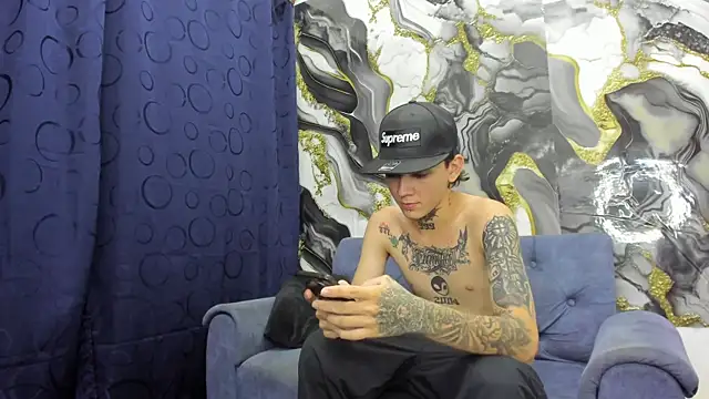 StraightBoy Nick online show from 05/29/26, 04:43