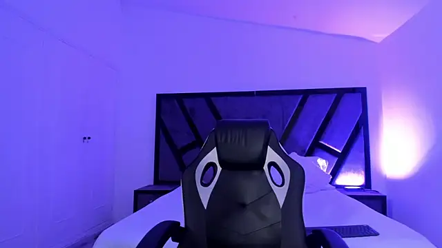 MarilynDupont online show from 09/13/25, 04:01