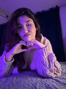 Snapshot of ScarletBloom_ chatting on 11/29/25, 08:56 ScarletBloom online show from 11/29/25, 08:56