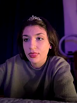 Snapshot of ScarletBloom_ chatting on 12/03/25, 06:50 ScarletBloom online show from 12/03/25, 06:50