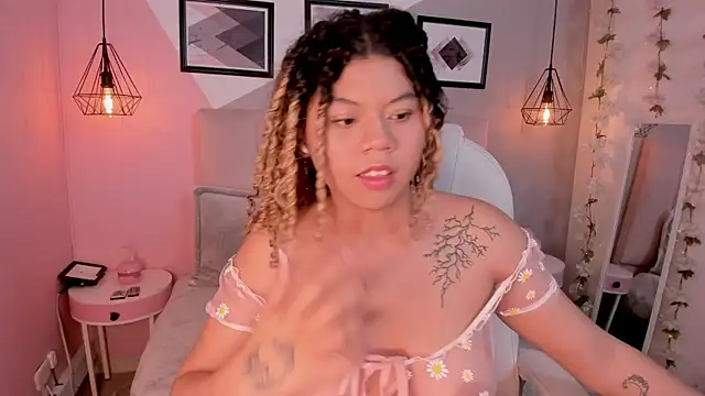 Baby  kitty  online show from 09/27/25, 08:36