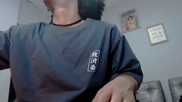 Snapshot of Xfire_boy69 chatting on 11/12/25, 02:39 Xfire boy69 online show from 11/12/25, 02:39