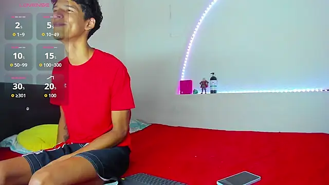 liaam mendoza online show from 09/30/25, 03:22