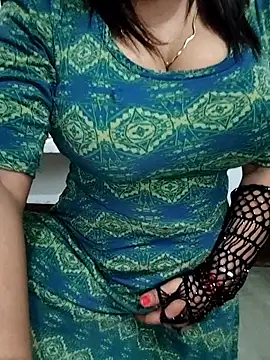 hot grieal1 online show from 10/02/25, 06:59