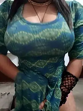 Snapshot of hot_grieal1 chatting on 11/17/25, 06:57 hot grieal1 online show from 11/17/25, 06:57