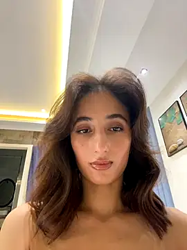 Snapshot of AriaXFlirt chatting on 11/22/25, 10:14 AriaXFlirt online show from 11/22/25, 10:14