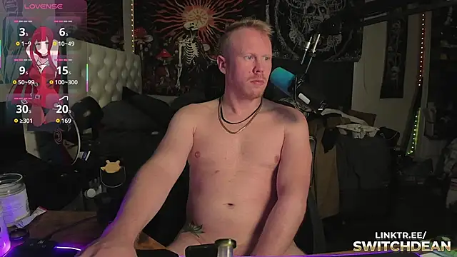 Snapshot of twunkdean chatting on 10/06/25, 04:04 twunkdean online show from 10/06/25, 04:04