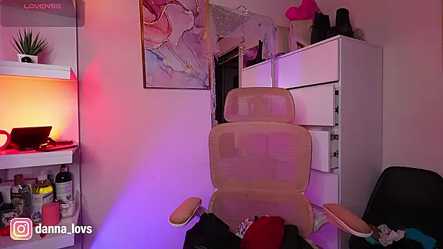 Dannaa Lovs online show from 03/22/26, 02:53