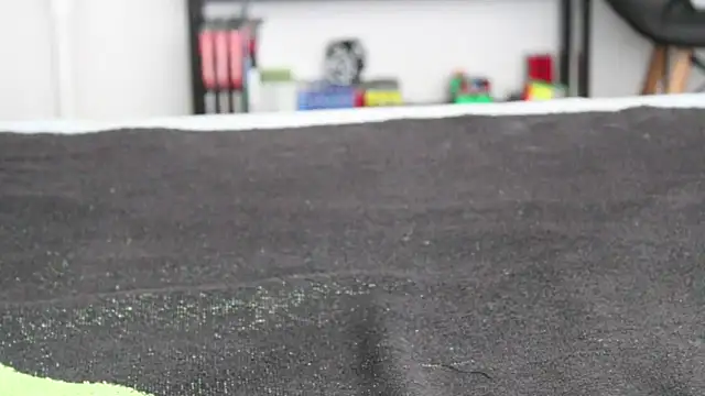 Snapshot of adrisumi chatting on 10/18/25, 04:30 adrisumi online show from 10/18/25, 04:30