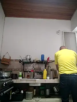 Snapshot of jorge406 chatting on 10/14/25, 05:47 jorge406 online show from 10/14/25, 05:47