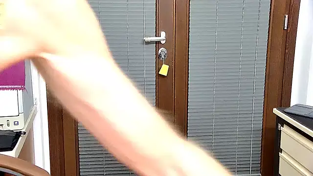 ROBY SWEETHOT online show from 10/22/25, 09:36