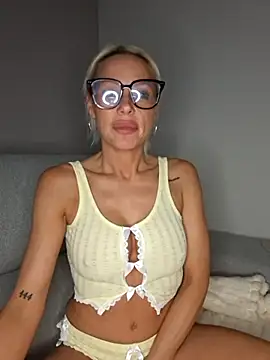 Bellarose xx online show from 07/03/26, 07:20