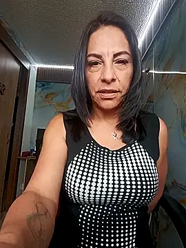 Snapshot of _Kamy_Hot chatting on 04/09/26, 07:52 Kamy Hot online show from 04/09/26, 07:52