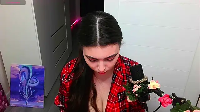 Snapshot of peachyness chatting on 03/08/26, 03:49 peachyness online show from 03/08/26, 03:49