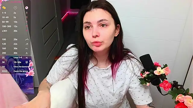 Snapshot of peachyness chatting on 03/17/26, 05:49 peachyness online show from 03/17/26, 05:49