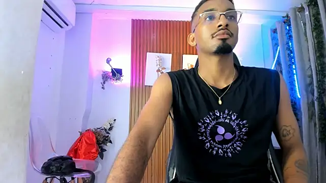 Darwin mayo online show from 10/21/25, 05:24