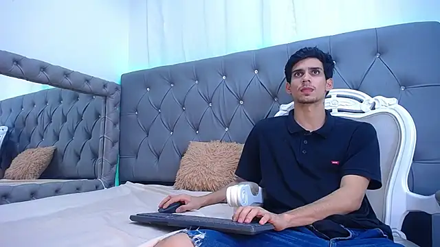 Sebalexis7 online show from 10/03/25, 03:14