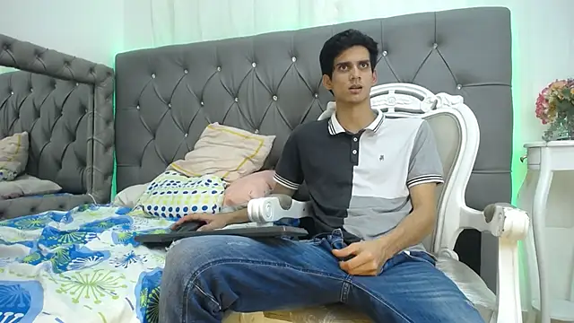 Sebalexis7 online show from 10/10/25, 03:16