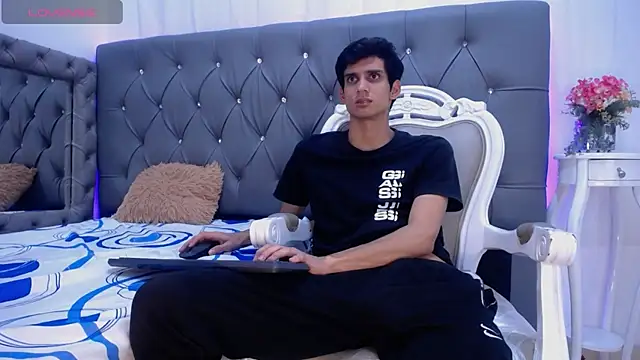 Sebalexis7 online show from 10/25/25, 03:14