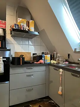 Snapshot of SweetTeenGirl chatting on 09/26/25, 08:29 SweetTeenGirl online show from 09/26/25, 08:29