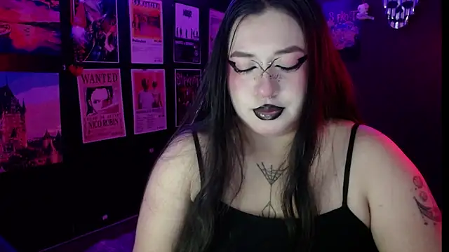 Snapshot of Ravendark_ chatting on 03/17/26, 12:04 Ravendark online show from 03/17/26, 12:04