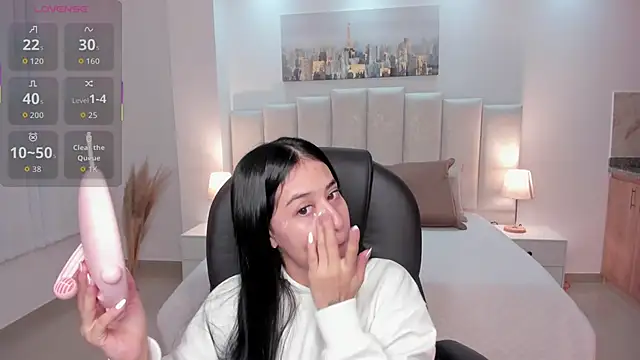 Snapshot of miranda_crawfor chatting on 10/01/25, 12:11 miranda crawfor online show from 10/01/25, 12:11