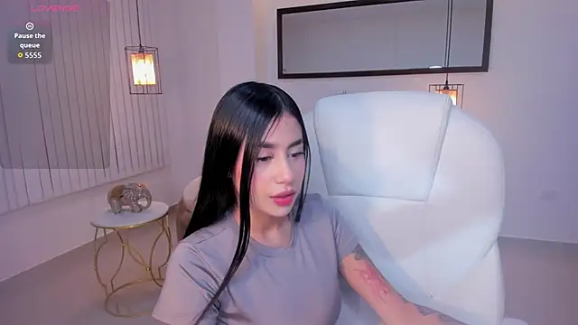 miranda crawfor online show from 04/18/26, 01:42