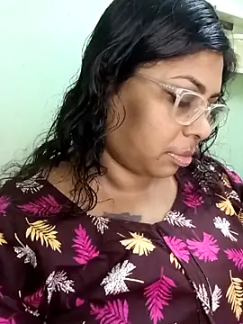 zara-mallus online show from 09/17/25, 05:36