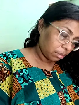 zara-mallus online show from 09/25/25, 08:34