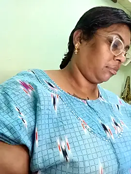 zara-mallus online show from 09/27/25, 04:39