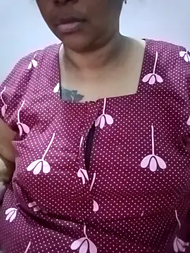 zara-mallus online show from 10/24/25, 03:47