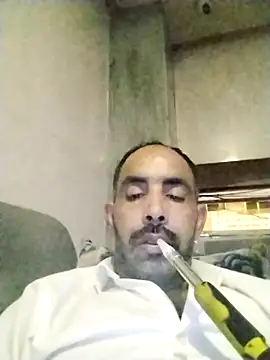 Snapshot of salimbasha chatting on 09/25/25, 06:55 salimbasha online show from 09/25/25, 06:55