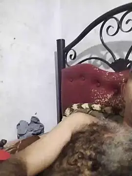 Snapshot of salimbasha chatting on 10/12/25, 01:48 salimbasha online show from 10/12/25, 01:48