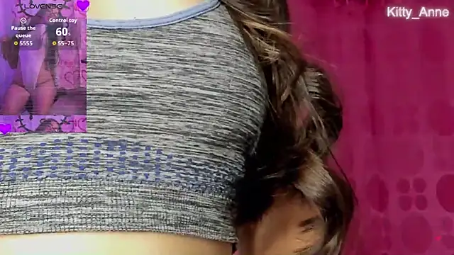 Kitty Anne online show from 10/26/25, 09:48