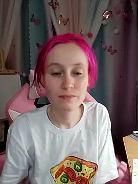 Snapshot of Fuzzy_Unicorn chatting on 10/07/25, 07:22 Fuzzy Unicorn online show from 10/07/25, 07:22