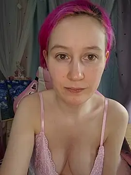 Snapshot of Fuzzy_Unicorn chatting on 03/07/26, 07:11 Fuzzy Unicorn online show from 03/07/26, 07:11