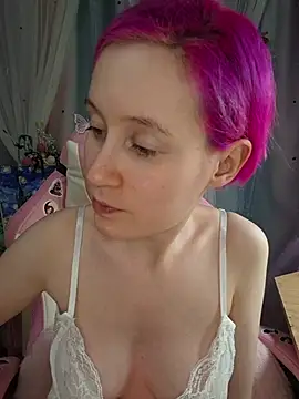 Snapshot of Fuzzy_Unicorn chatting on 03/23/26, 07:40 Fuzzy Unicorn online show from 03/23/26, 07:40