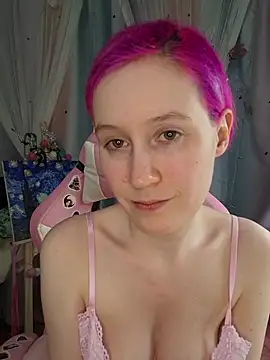 Snapshot of Fuzzy_Unicorn chatting on 03/24/26, 07:30 Fuzzy Unicorn online show from 03/24/26, 07:30