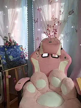 Snapshot of Fuzzy_Unicorn chatting on 04/01/26, 08:15 Fuzzy Unicorn online show from 04/01/26, 08:15