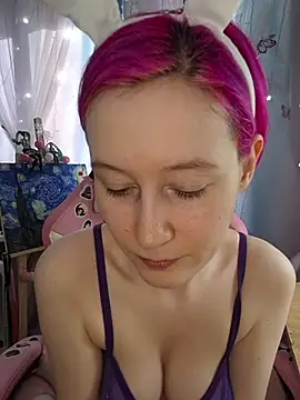 Snapshot of Fuzzy_Unicorn chatting on 04/02/26, 08:23 Fuzzy Unicorn online show from 04/02/26, 08:23