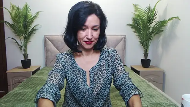 Snapshot of CameronEnns chatting on 09/19/25, 12:28 CameronEnns online show from 09/19/25, 12:28