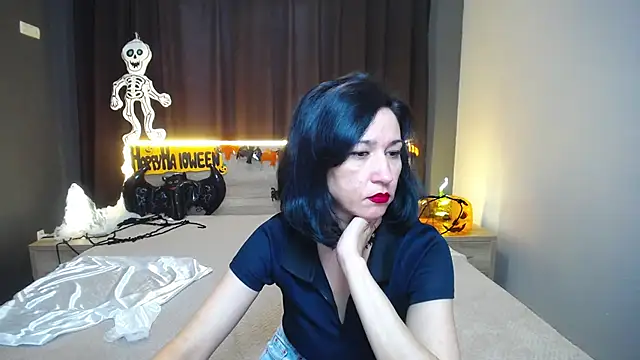 Snapshot of CameronEnns chatting on 10/18/25, 06:37 CameronEnns online show from 10/18/25, 06:37