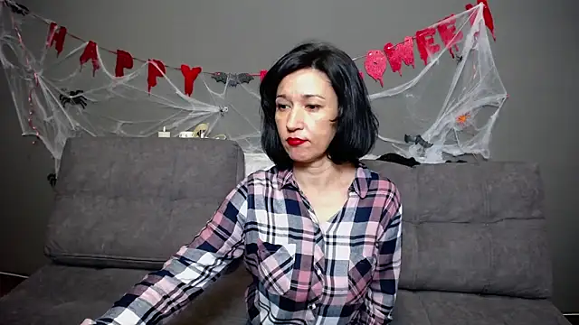 Snapshot of CameronEnns chatting on 10/29/25, 07:32 CameronEnns online show from 10/29/25, 07:32