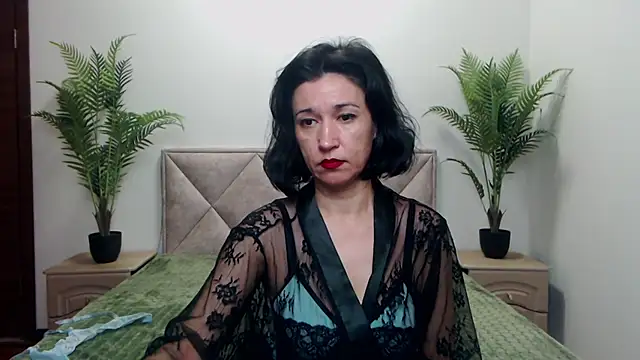 Snapshot of CameronEnns chatting on 11/09/25, 07:39 CameronEnns online show from 11/09/25, 07:39