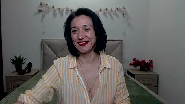 Snapshot of CameronEnns chatting on 05/07/26, 12:10 CameronEnns online show from 05/07/26, 12:10
