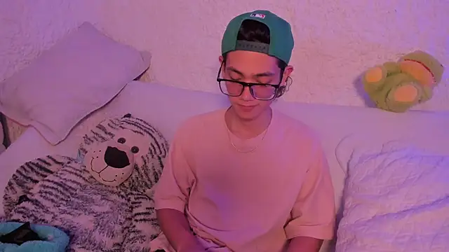 Snapshot of thiago_kinghot chatting on 09/09/25, 09:09 thiago kinghot online show from 09/09/25, 09:09